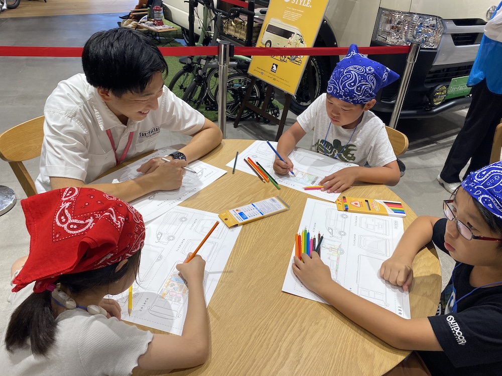 【東京店】～創造力あふれる「キッズスタッフイベント」開催～